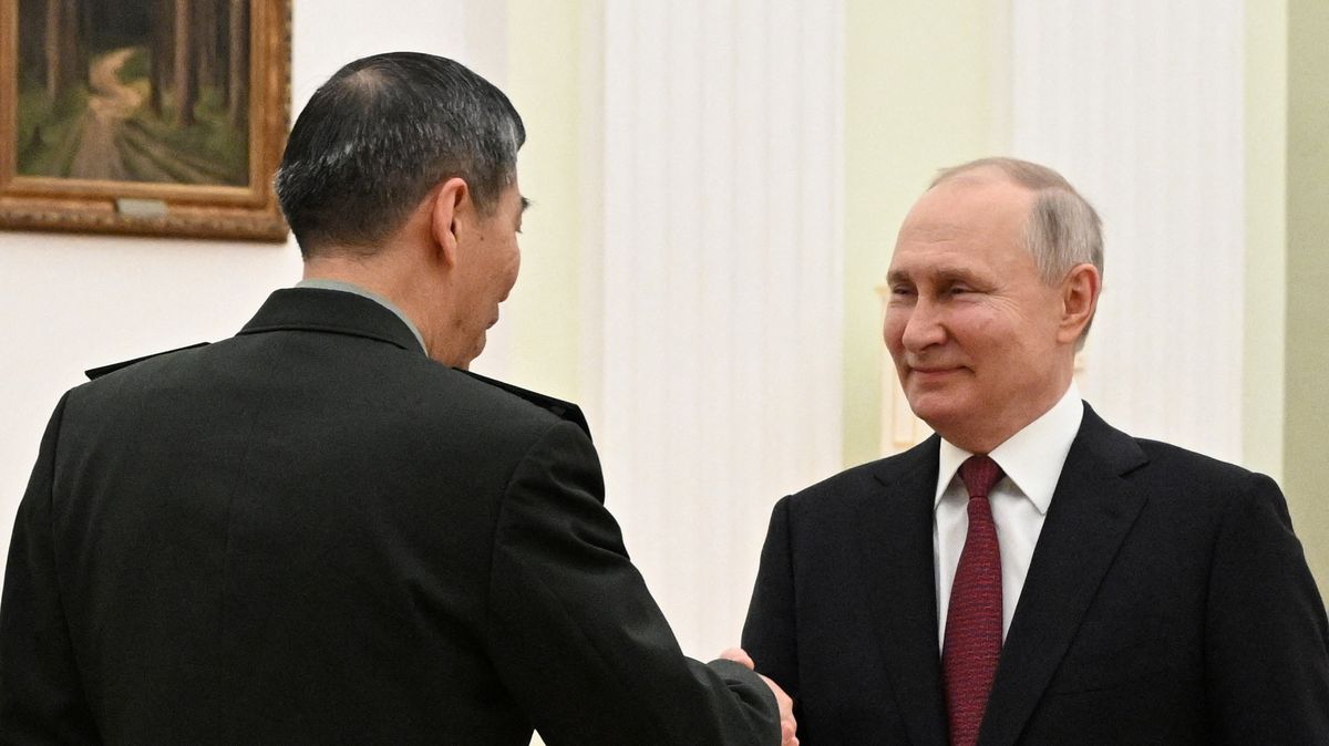 Putin se setkal s čínským ministrem obrany